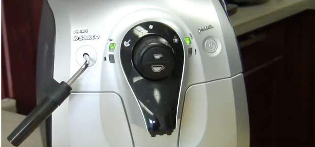 Saeco Xsmall Espresso Machine with Grinder